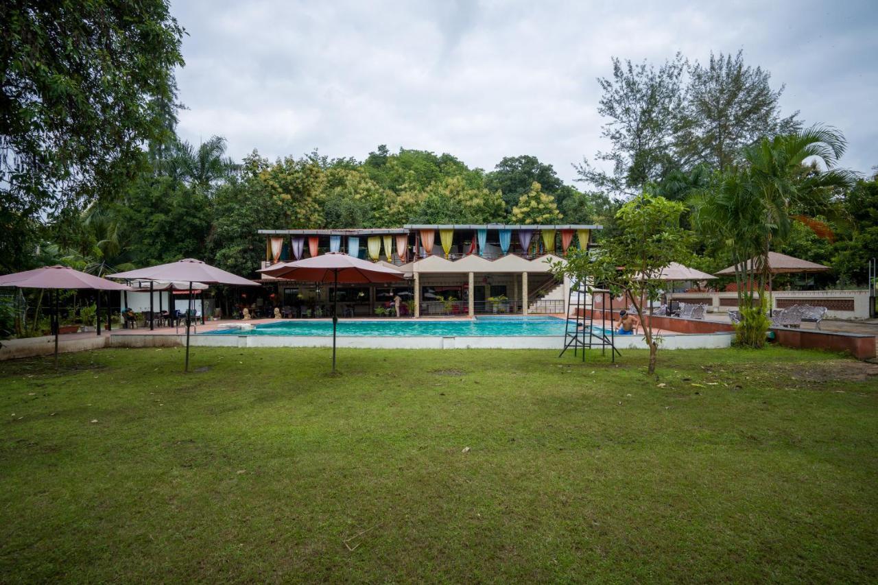 Vananchal Resort Jambughoda Eksteriør bilde